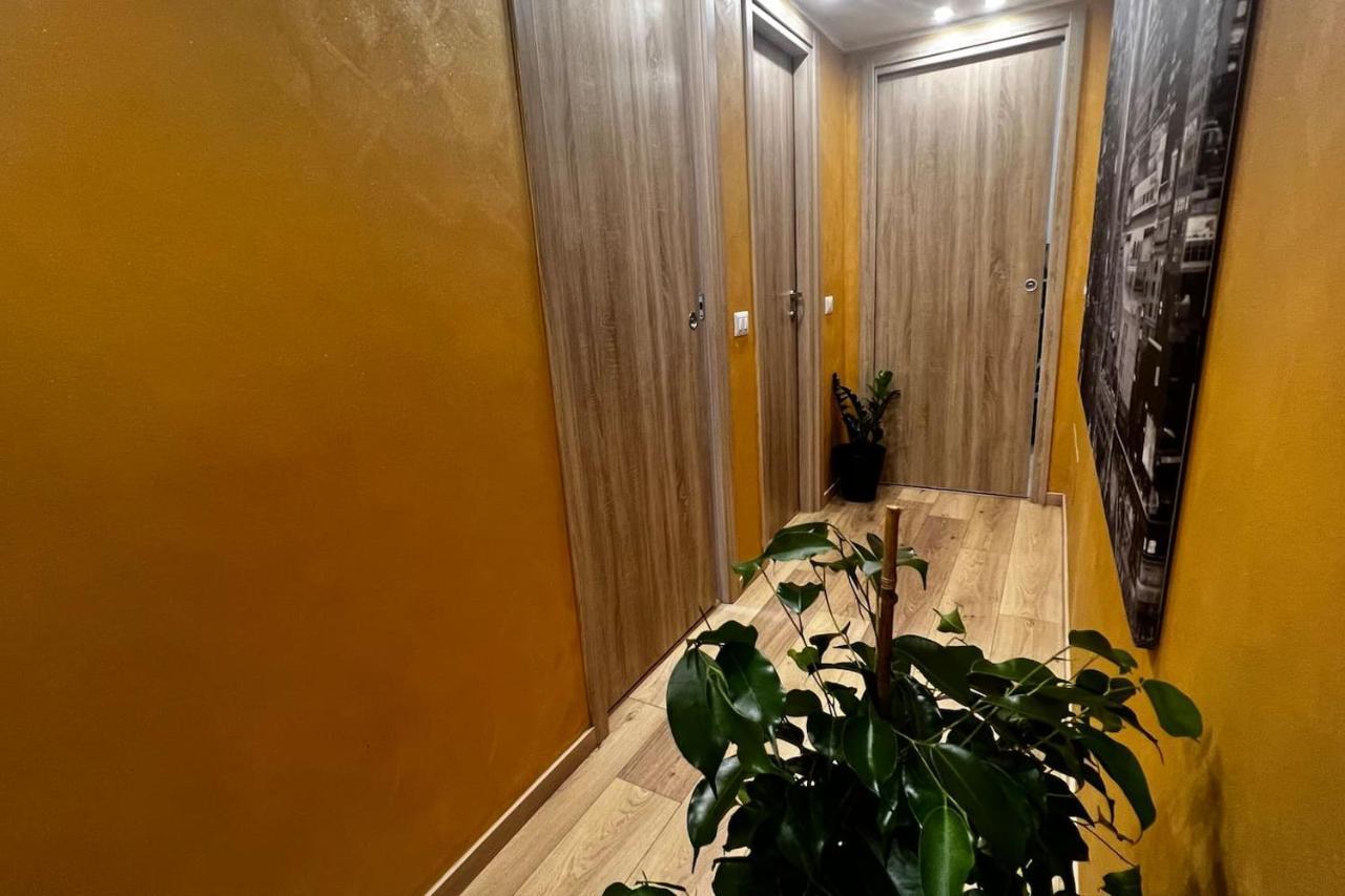 Prestigioso Trilocale Sui Navigli Con A/C & Wi-Fi Leilighet Milano Eksteriør bilde